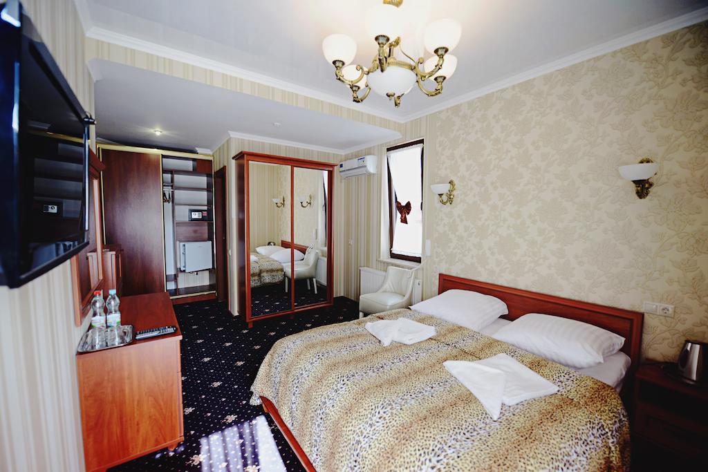 Hotel Afrodita Truskavets Quarto foto